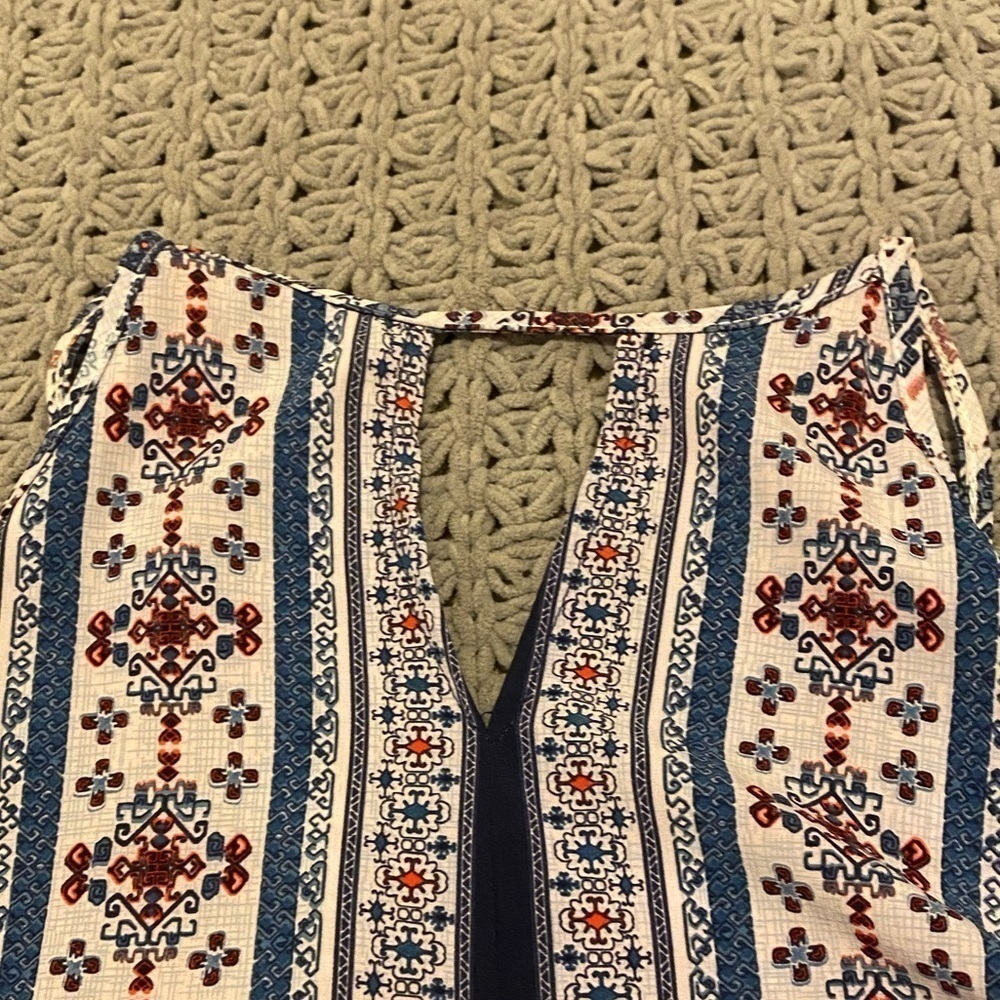 Multi-colored flowy tank top - Picture 2 of 5
